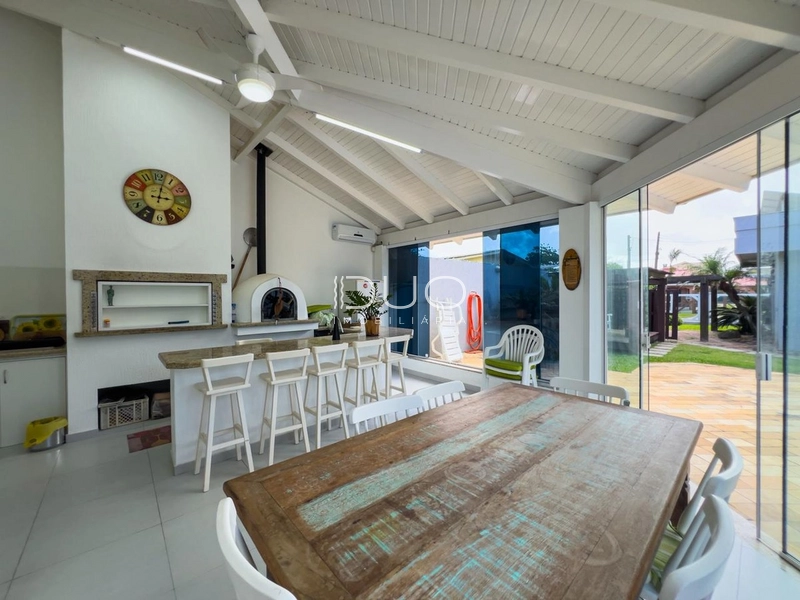 CASA COM 4 DORMITÓRIOS EM XANGRI-LÁ: 38ª foto da galeria de imagens do imóvel