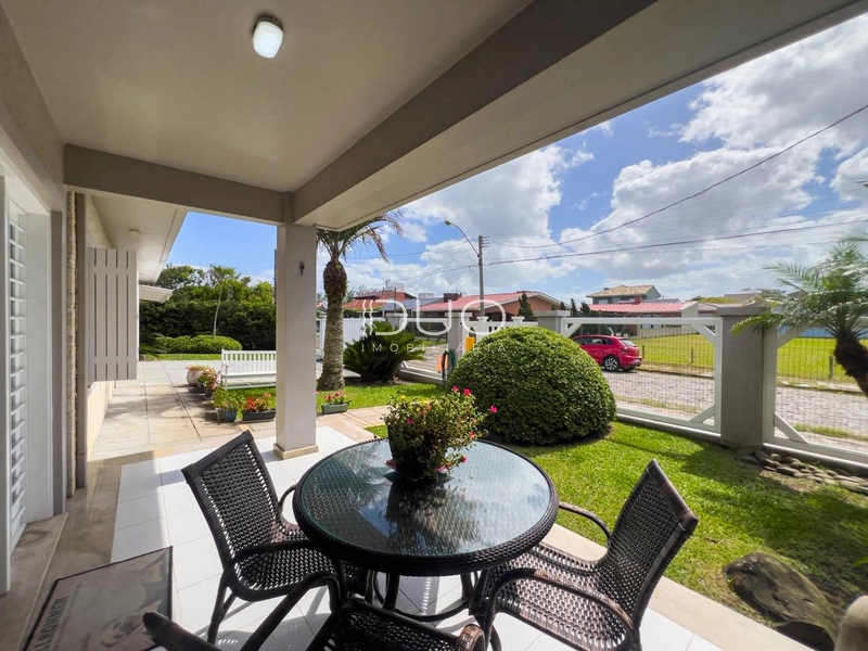 CASA COM 4 DORMITÓRIOS EM XANGRI-LÁ: 59ª foto da galeria de imagens do imóvel