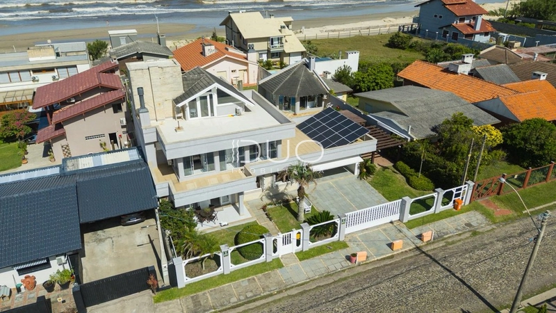 CASA COM 4 DORMITÓRIOS EM XANGRI-LÁ: 41ª foto da galeria de imagens do imóvel