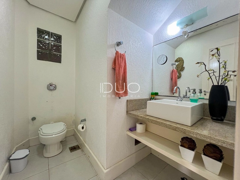 CASA COM 4 DORMITÓRIOS EM XANGRI-LÁ: 15ª foto da galeria de imagens do imóvel