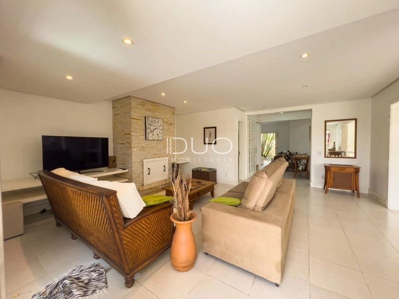 CASA COM 4 DORMITÓRIOS EM XANGRI-LÁ: 39ª foto da galeria de imagens do imóvel