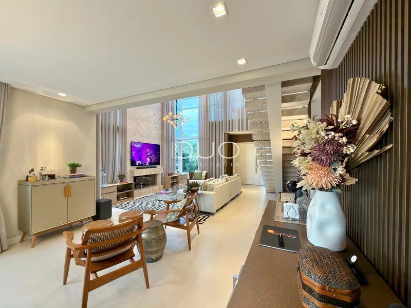 SOBRADO NO CONDOMÍNIO MALIBU EM XANGRI-LÁ: 9ª foto da galeria de imagens do imóvel