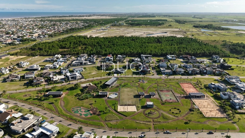 SOBRADO NO CONDOMÍNIO LAGOA DO PASSO EM ATLÂNTIDA SUL: 43ª foto da galeria de imagens do imóvel