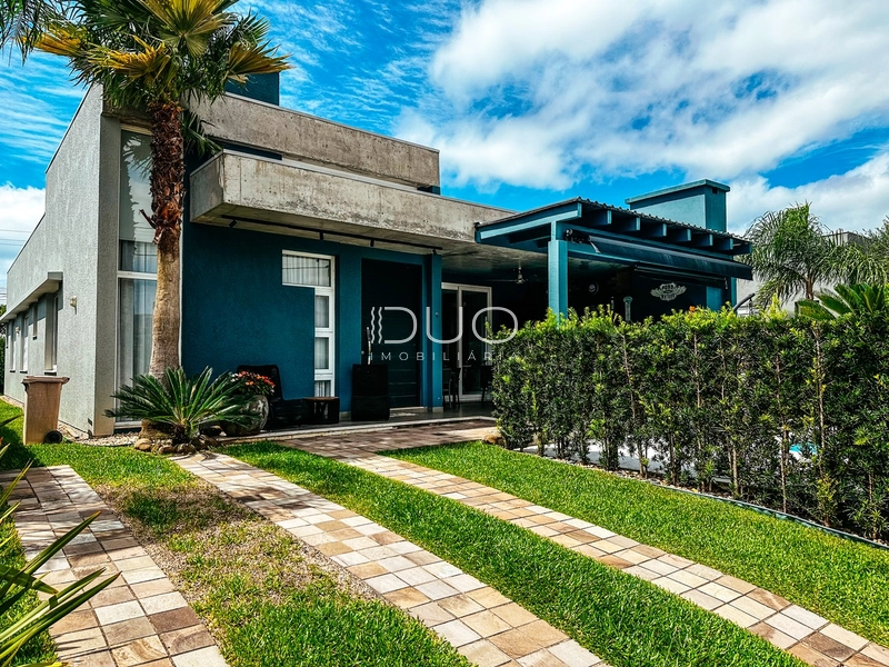 CASA NO CONDOMÍNIO QUINTAS DO LAGO EM XANGRI-LÁ: 2ª foto da galeria de imagens do imóvel