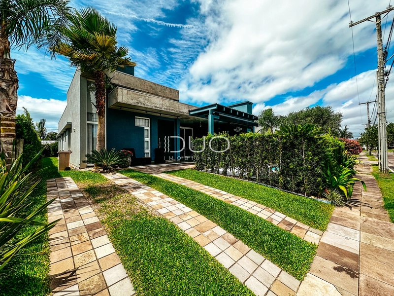 CASA NO CONDOMÍNIO QUINTAS DO LAGO EM XANGRI-LÁ: 4ª foto da galeria de imagens do imóvel