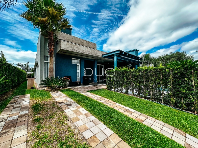 CASA NO CONDOMÍNIO QUINTAS DO LAGO EM XANGRI-LÁ: 3ª foto da galeria de imagens do imóvel