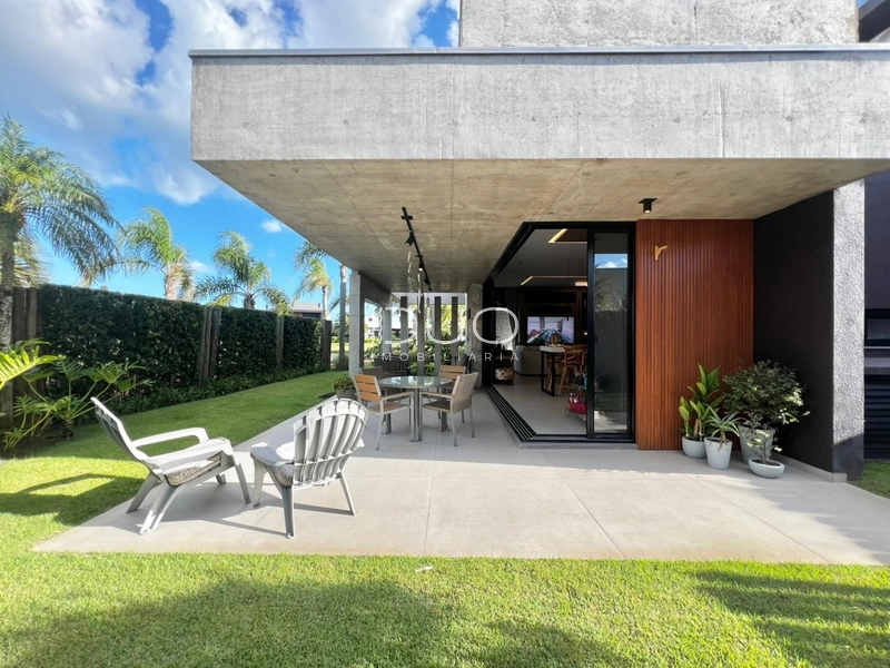 CASA COM 4 DORMITÓRIOS NO  CONDOMÍNIO QUINTAS DO LAGO: 45ª foto da galeria de imagens do imóvel