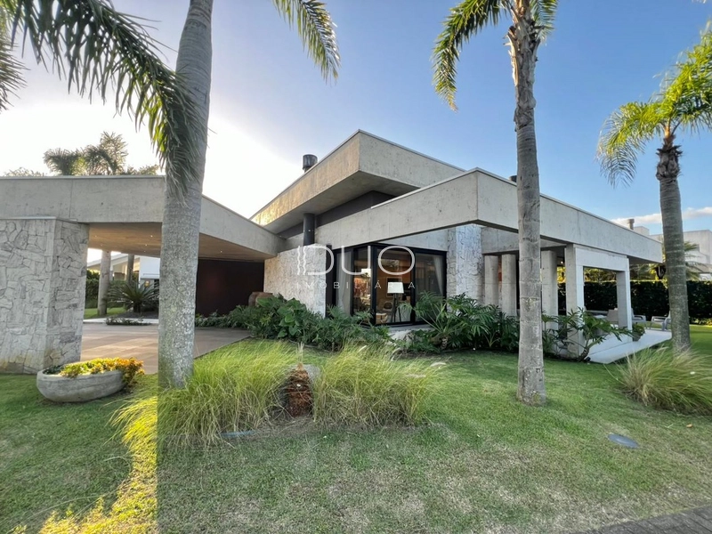 CASA COM 4 DORMITÓRIOS NO  CONDOMÍNIO QUINTAS DO LAGO: 8ª foto da galeria de imagens do imóvel