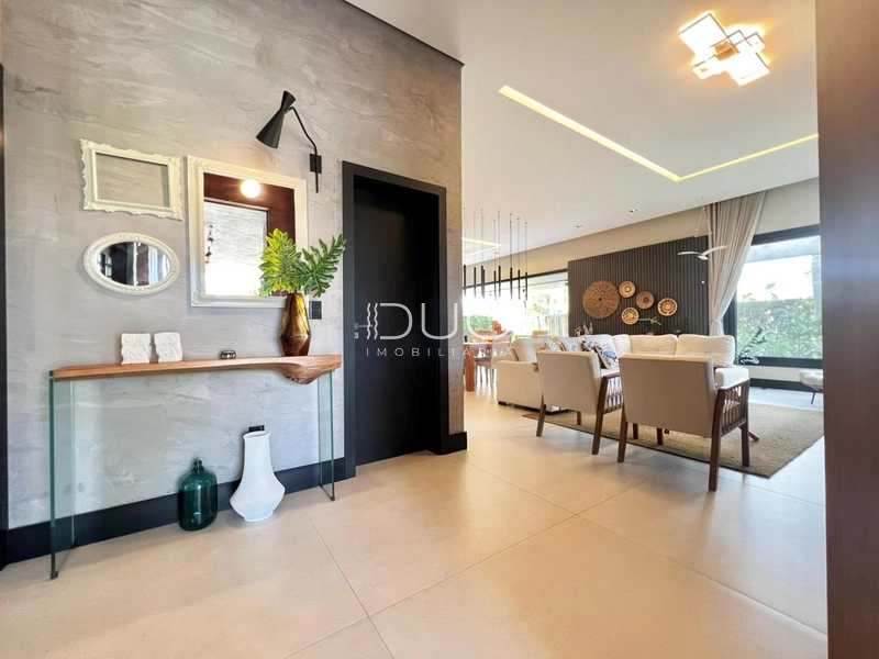 CASA COM 4 DORMITÓRIOS NO  CONDOMÍNIO QUINTAS DO LAGO: 11ª foto da galeria de imagens do imóvel