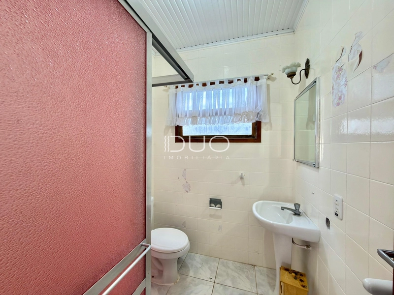 CASA EM XANGRI-LÁ: 20ª foto da galeria de imagens do imóvel