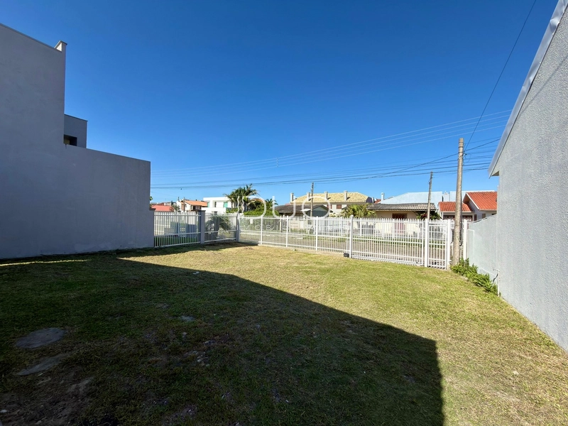 CASA EM XANGRI-LÁ: 23ª foto da galeria de imagens do imóvel