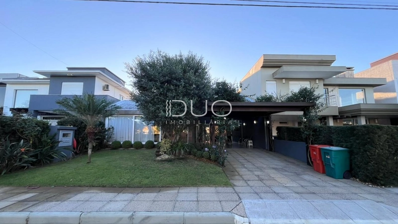 CASA NO CONDOMÍNIO CONDADO DE CAPÃO