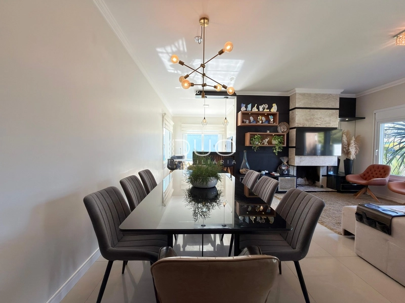CASA EM XANGRI-LÁ: 6ª foto da galeria de imagens do imóvel
