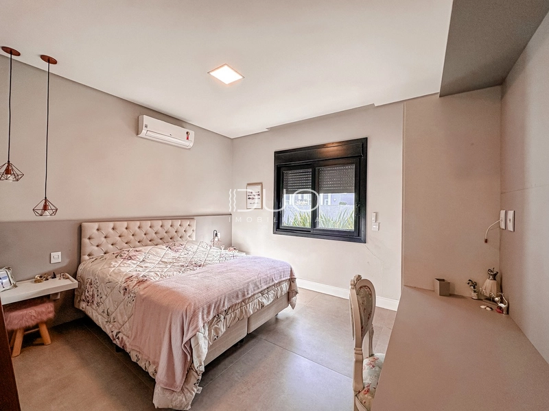 CASA COM 04 DORMITÓRIOS NO CONDOMÍNIO BLUE: 19ª foto da galeria de imagens do imóvel