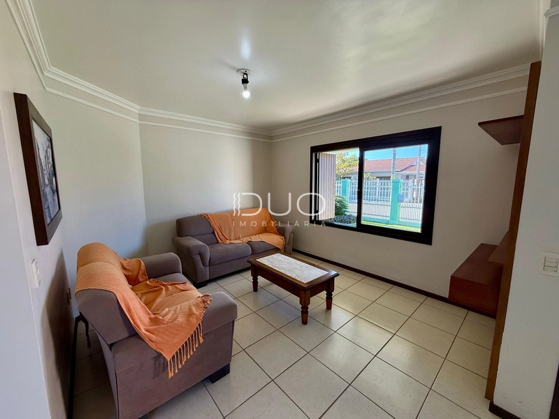 CASA EM XANGRI-LÁ: 4ª foto da galeria de imagens do imóvel
