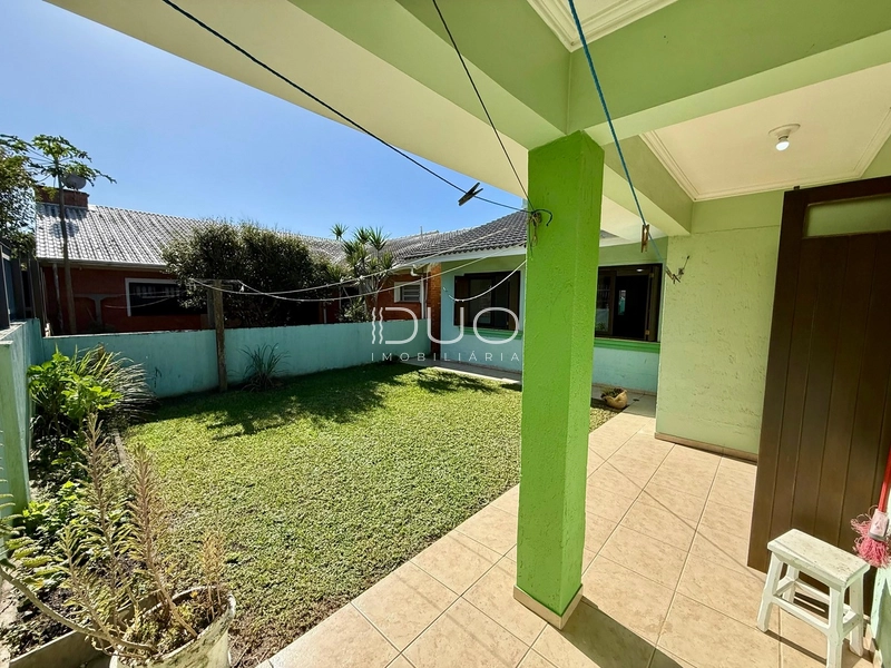 CASA EM XANGRI-LÁ: 13ª foto da galeria de imagens do imóvel