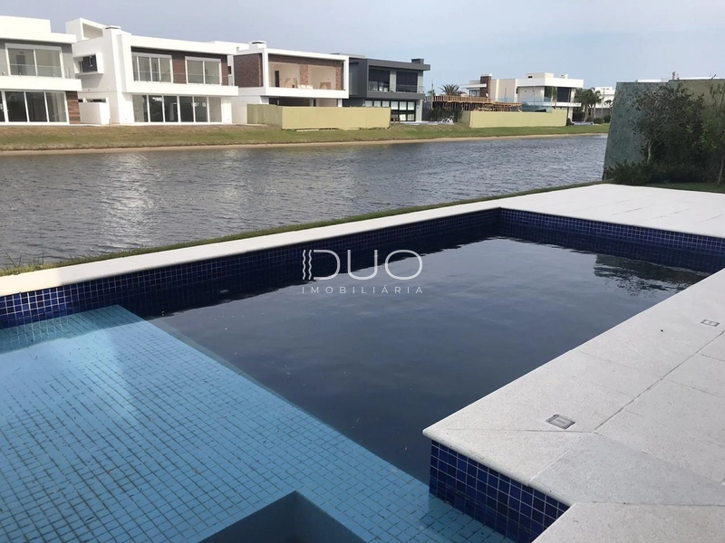 CASA COM 5 SUÍTES NO CONDOMÍNIO ENSEADA: 52ª foto da galeria de imagens do imóvel