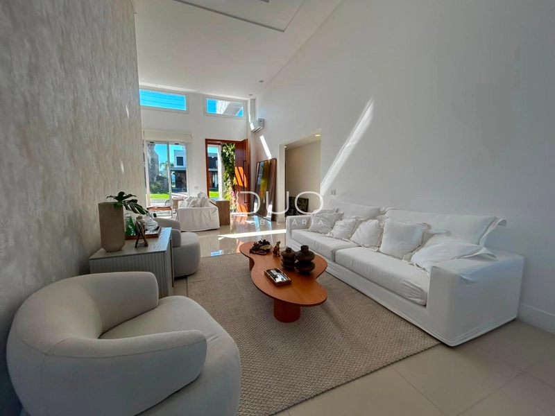 CASA COM 04 SUÍTES NO CONDOMÍNIO ENSEADA EM XANGRI-LÁ: 7ª foto da galeria de imagens do imóvel