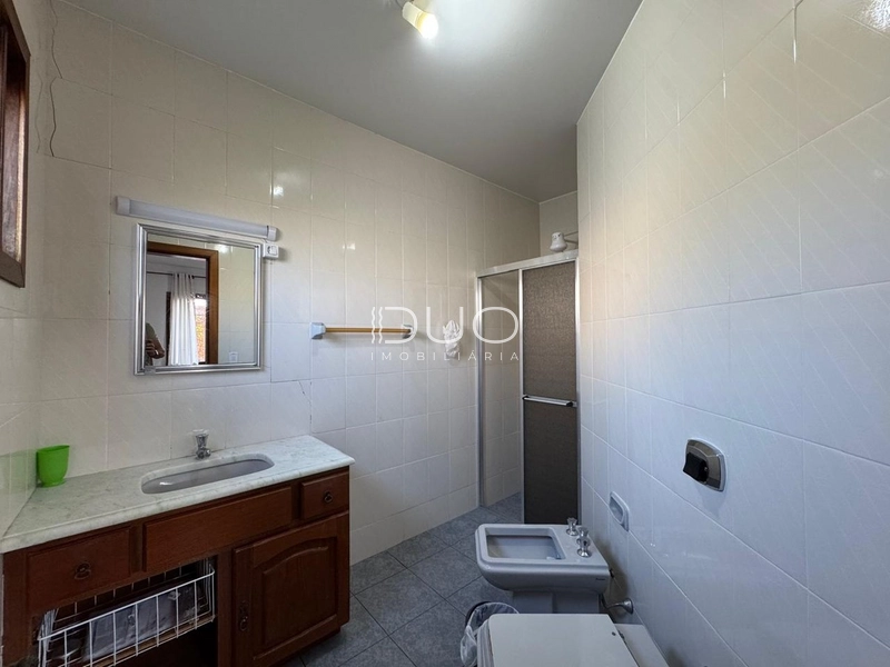CASA COM 03 DORMITÓRIOS EM XANGRI-LÁ: 40ª foto da galeria de imagens do imóvel