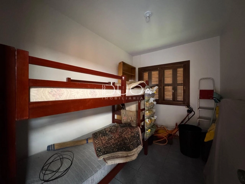 CASA COM 03 DORMITÓRIOS EM XANGRI-LÁ: 38ª foto da galeria de imagens do imóvel