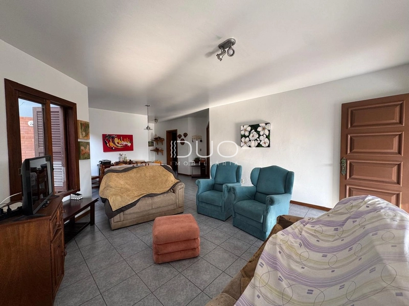 CASA COM 03 DORMITÓRIOS EM XANGRI-LÁ: 24ª foto da galeria de imagens do imóvel