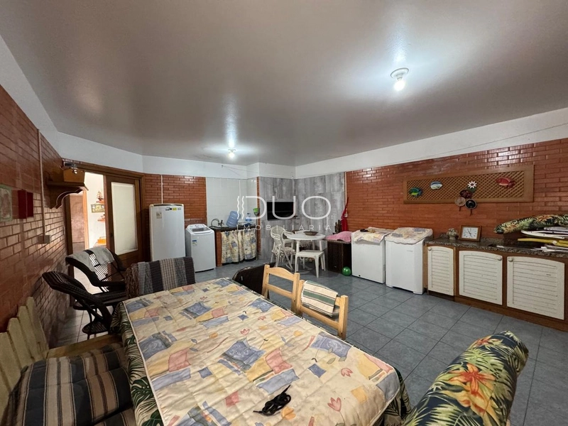 CASA COM 03 DORMITÓRIOS EM XANGRI-LÁ: 9ª foto da galeria de imagens do imóvel