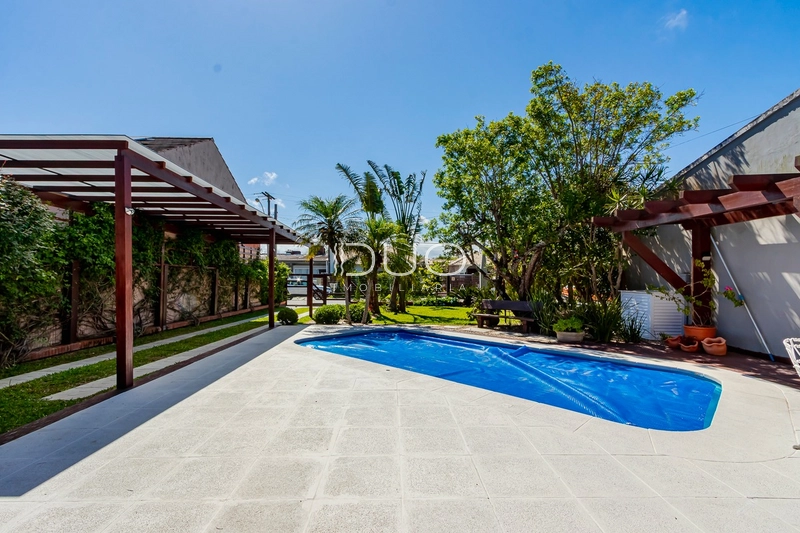 CASA COM 03 SUÍTES EM XANGRI-LÁ: 42ª foto da galeria de imagens do imóvel