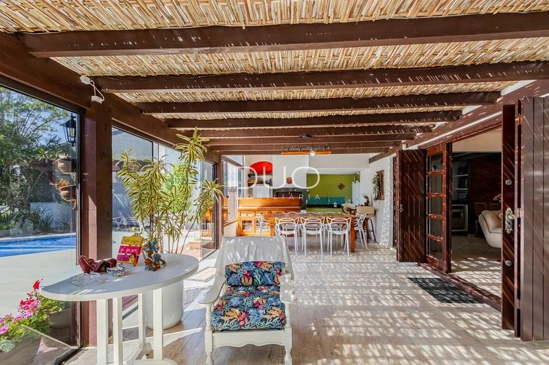 CASA COM 03 SUÍTES EM XANGRI-LÁ: 30ª foto da galeria de imagens do imóvel
