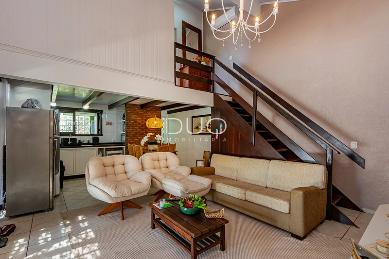 CASA COM 03 SUÍTES EM XANGRI-LÁ: 3ª foto da galeria de imagens do imóvel