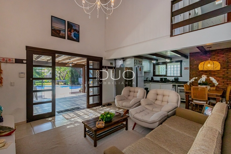 CASA COM 03 SUÍTES EM XANGRI-LÁ: 5ª foto da galeria de imagens do imóvel