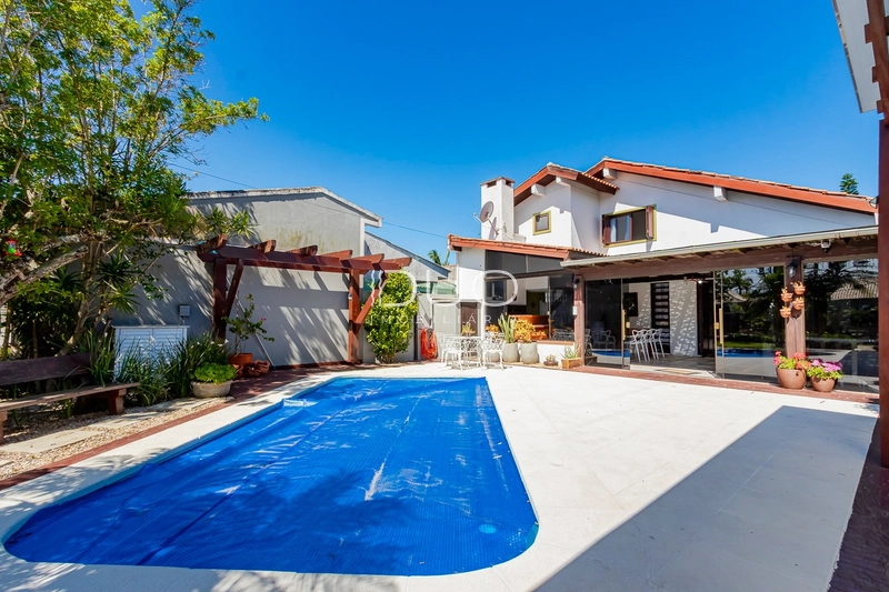 CASA COM 03 SUÍTES EM XANGRI-LÁ: 46ª foto da galeria de imagens do imóvel