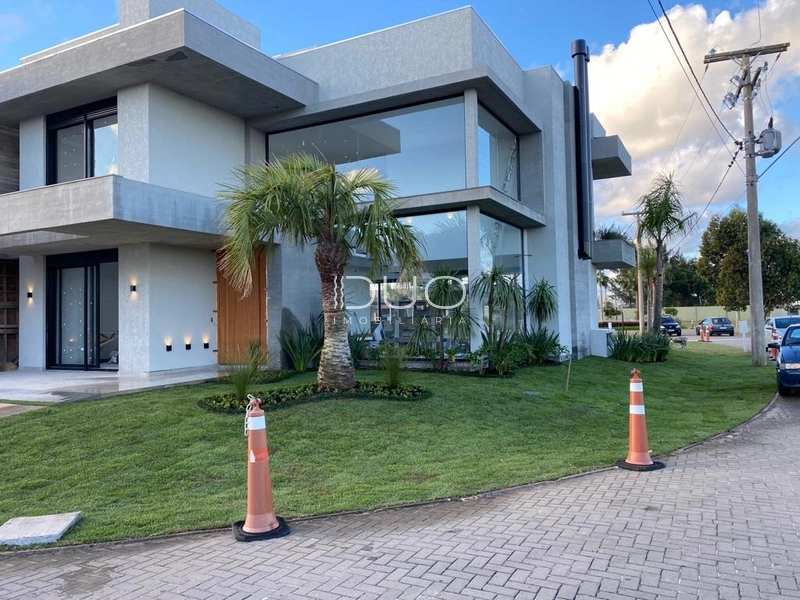 CASA COM 04 SUÍTES NO CONDOMINIO BLUE EM XANGRI-LÁ: 2ª foto da galeria de imagens do imóvel
