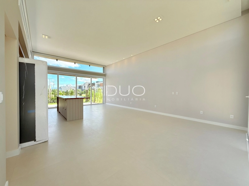 CASA NO CONDOMÍNIO ZEN EM XANGRI-LÁ: 8ª foto da galeria de imagens do imóvel