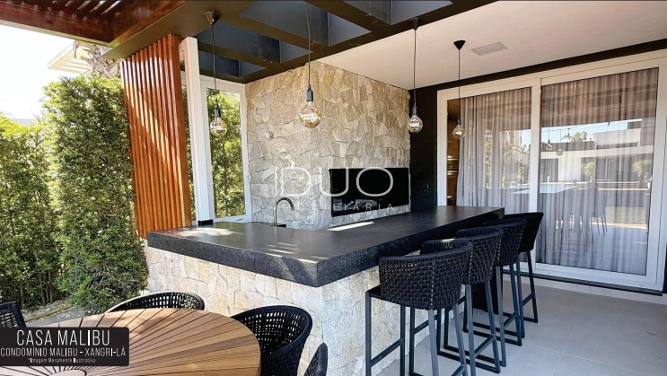 SOBRADO NO CONDOMÍNIO MALIBU EM XANGRI-LÁ: 10ª foto da galeria de imagens do imóvel