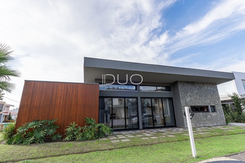 CASA NO CONDOMÍNIO BLUE EM XANGRI-LÁ: 4ª foto da galeria de imagens do imóvel