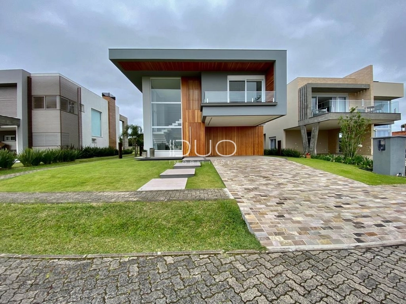 CASA NO CONDOMÍNIO CAPÃO ILHAS RESORT