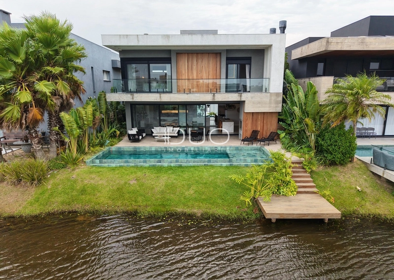 CASA COM 05 SUÍTES NO CONDOMÍNIO SENSE EM XANGRI-LÁ: 4ª foto da galeria de imagens do imóvel