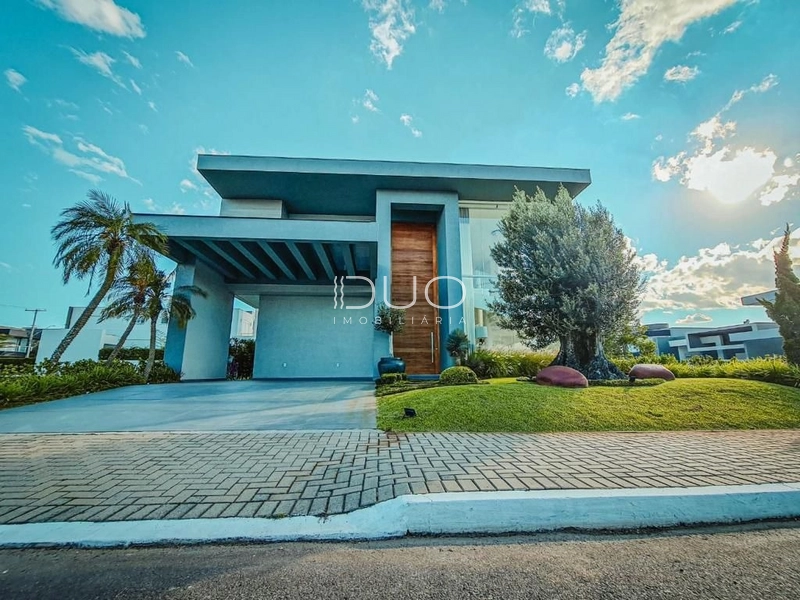 CASA NO CONDOMÍNIO VELAS DA MARINA EM CAPÃO DA CANOA