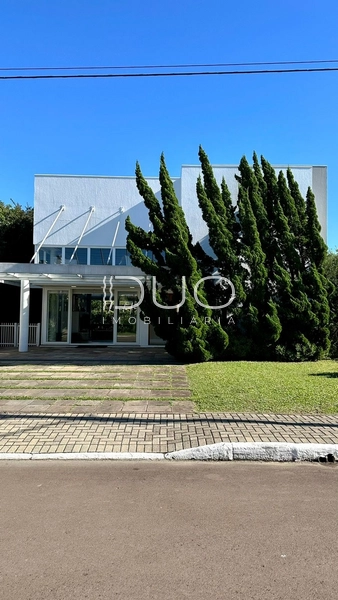 CASA NO CONDOMÍNIO VELAS DA MARINA EM CAPÃO DA CANOA