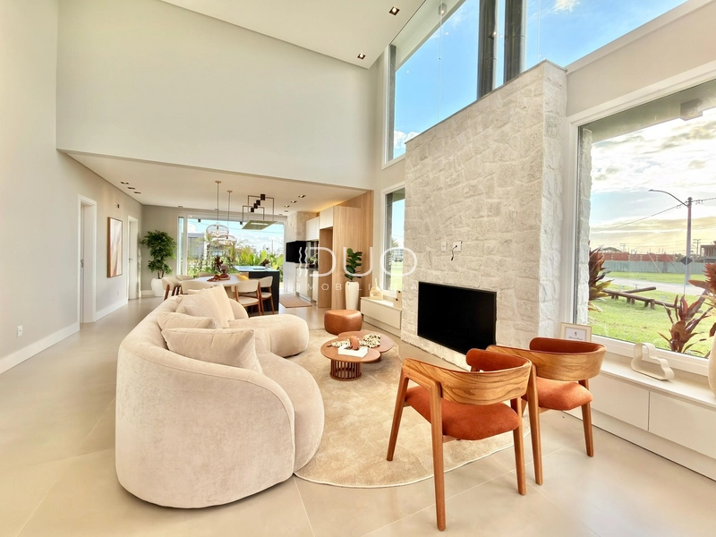 CASA NO CONDOMÍNIO ALLURE EM XANGRI-LÁ: 6ª foto da galeria de imagens do imóvel