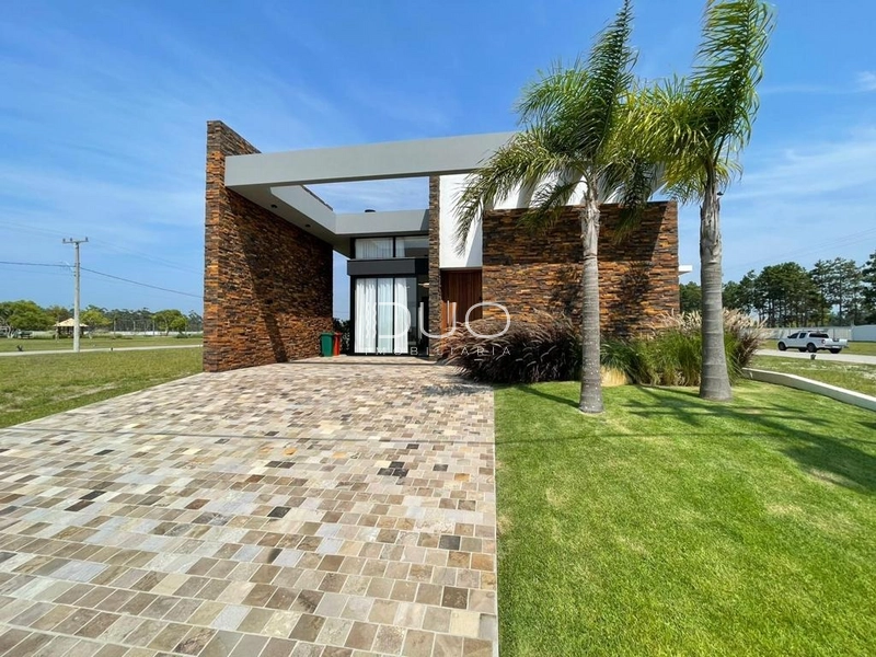 CASA NO CONDOMÍNIO TERRASUL EM CAPÃO DA CANOA