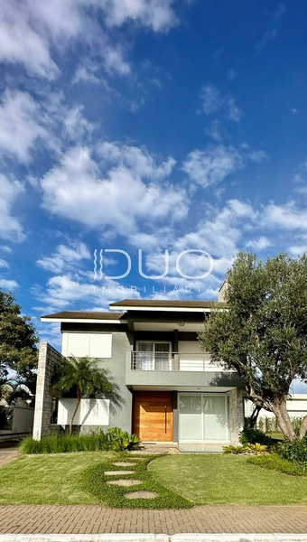 SOBRADO NO CONDOMÍNIO VELAS DA MARINA EM CAPÃO DA CANOA