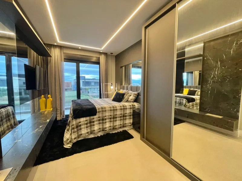 CASA NO CONDOMÍNIO SENSE EM XANGRI-LÁ: 24ª foto da galeria de imagens do imóvel