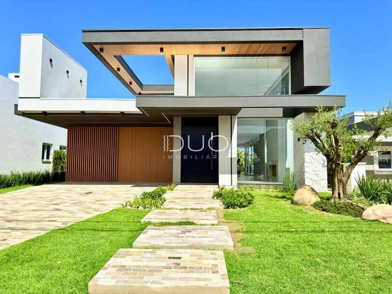 SOBRADO NO CONDOMÍNIO DUBAI RESORT EM CAPÃO DA CANOA