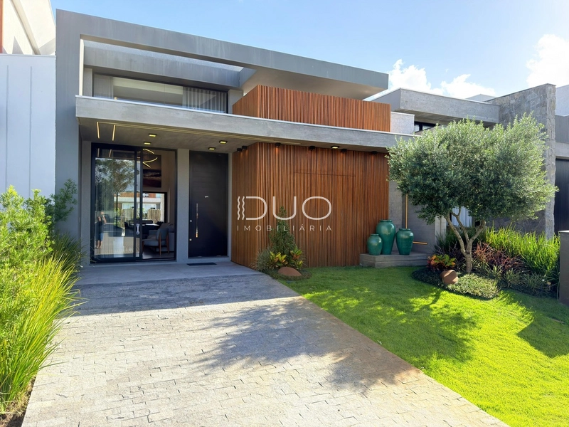 CASA NO CONDOMÍNIO SUNSET EM XANGRI-LÁ