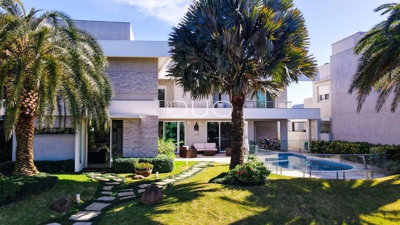 CASA NO CONDOMÍNIO CONDADO DE CAPÃO