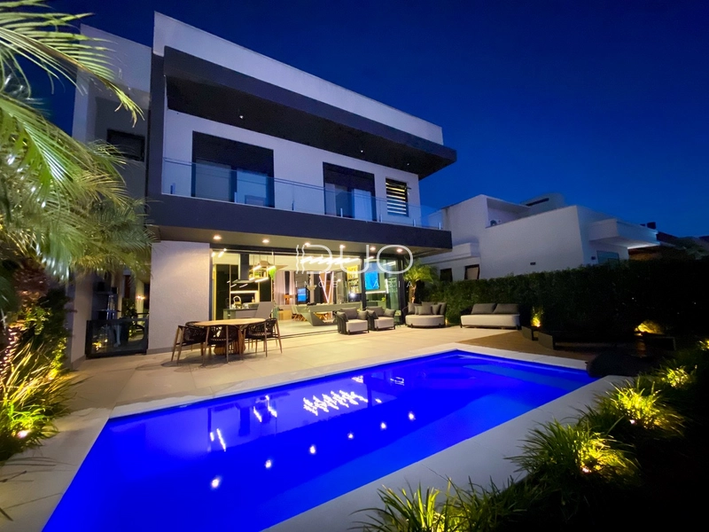 CASA NO CONDOMÍNIO CAPÃO ILHAS RESORT