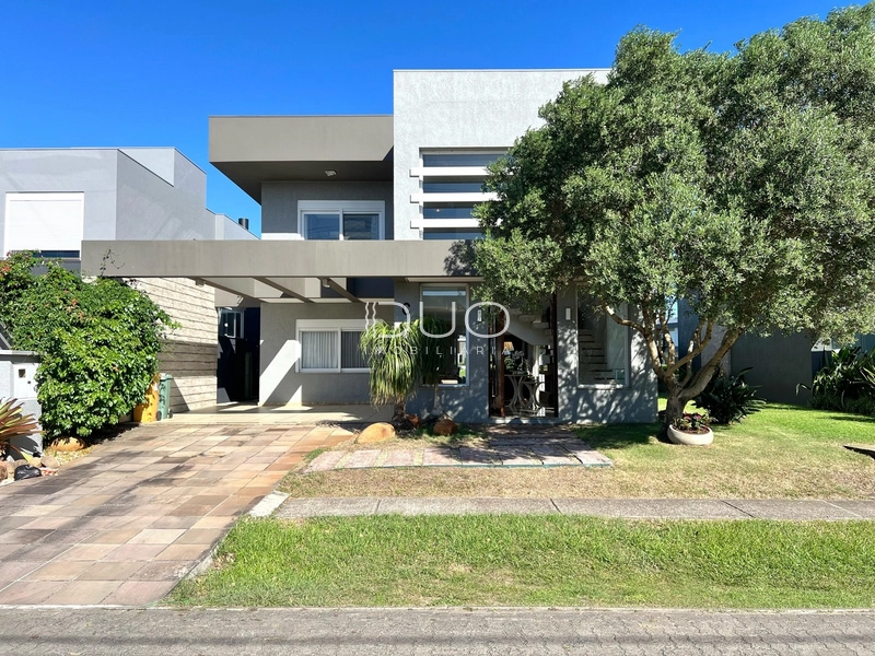 CASA NO CONDOMÍNIO CAPÃO ILHAS