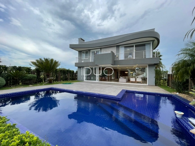 CASA NO CONDOMÍNIO CAPÃO ILHAS RESORT