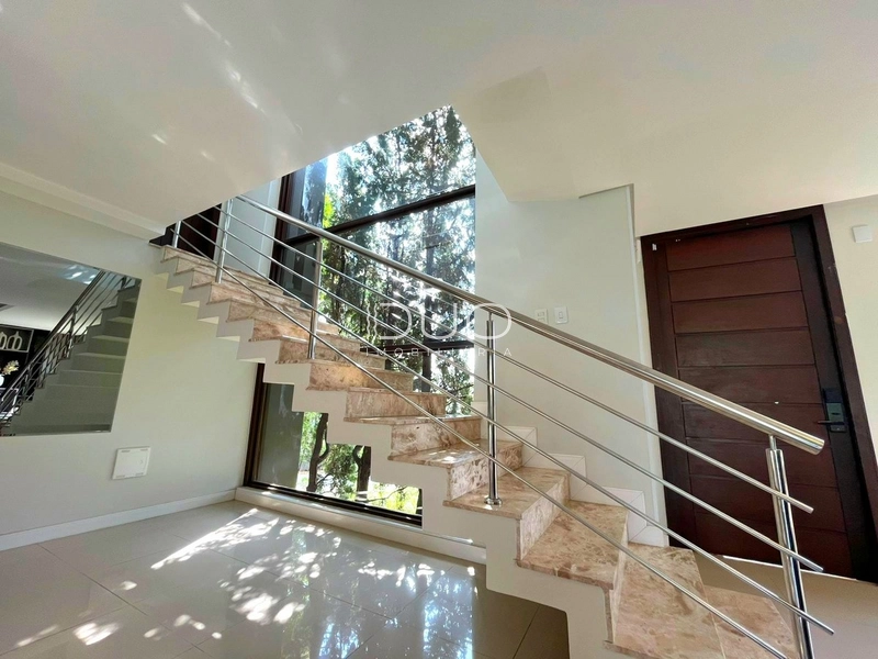 CASA EM XANGRI-LÁ: 23ª foto da galeria de imagens do imóvel